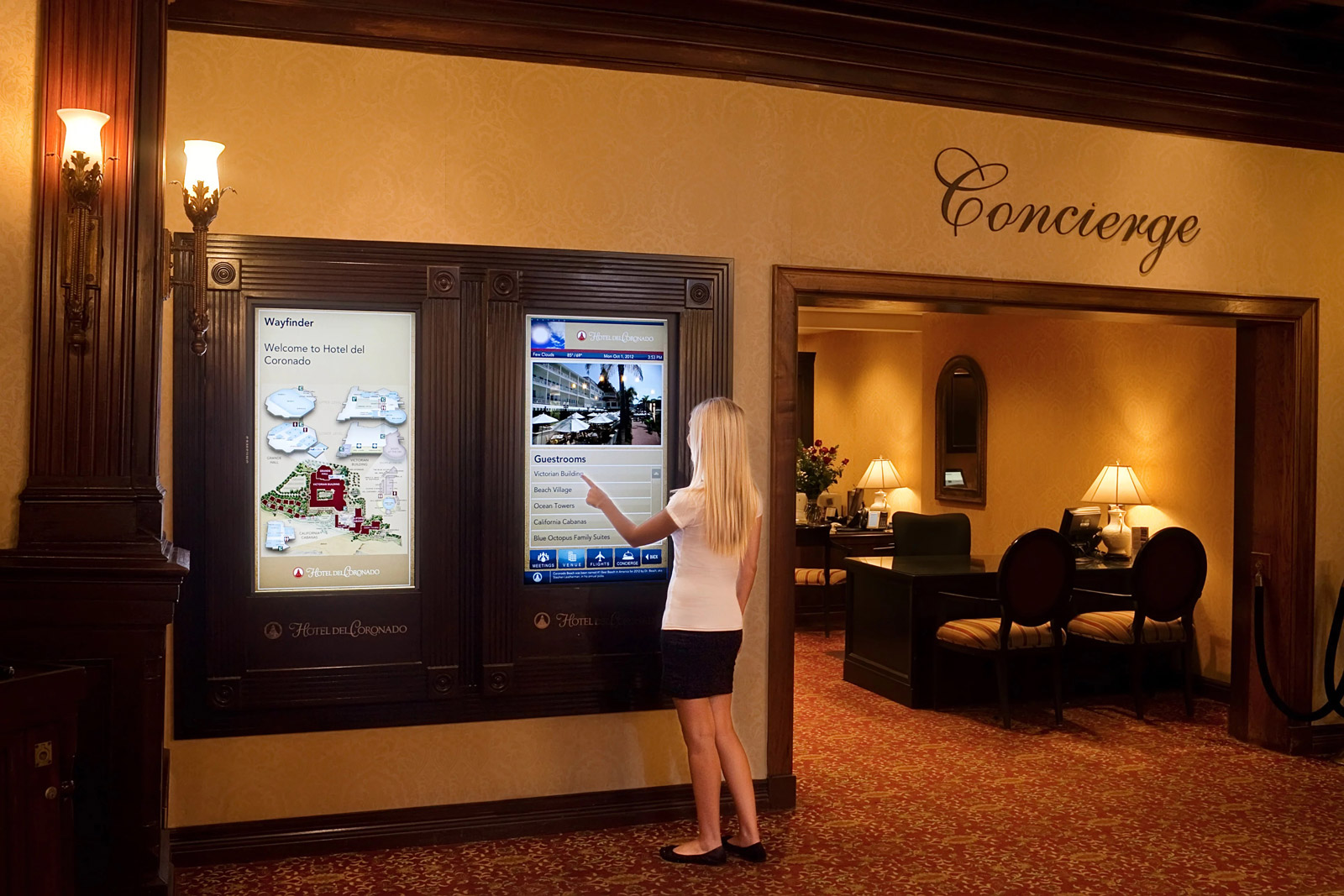 display verticale informativo concierge hotel