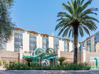 Nuove hospitality TV Samsung per il Grand Hotel Duca D’Este